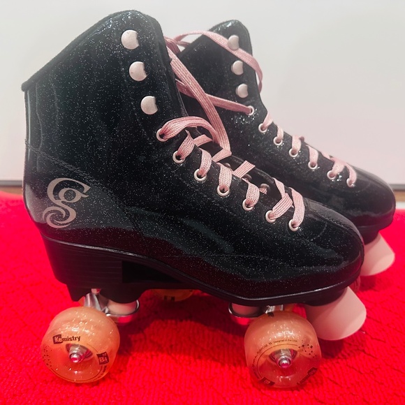 Candi Girl Quad Roller Skates - Picture 1 of 3